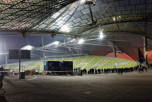 国足苦战胜 国足苦战胜